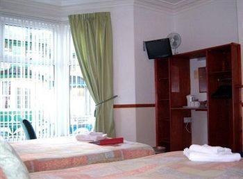 Lynbar Hotel Blackpool Bagian luar foto